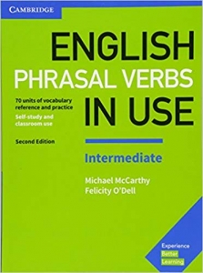 کتاب زبان انگلیش فریزال وربز این یوز English Phrasal Verbs in Use Intermediate 